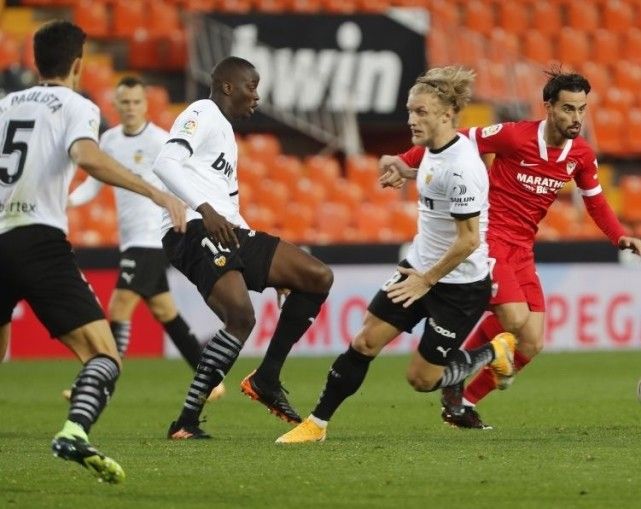 爱游戏-关于马德里竞技发布备战花絮，赛前更衣室发声，CBA常规赛任务艰巨，心理建设被强调的信息